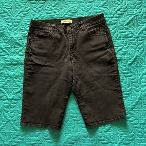 Democracy “Ab” technology Bermuda Shorts. Sz 12